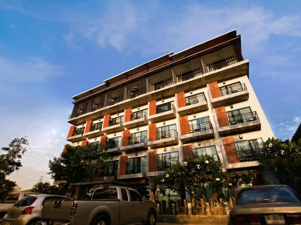 B2 Khamtieng Boutique & Budget Hotel Chiang Mai Extérieur photo